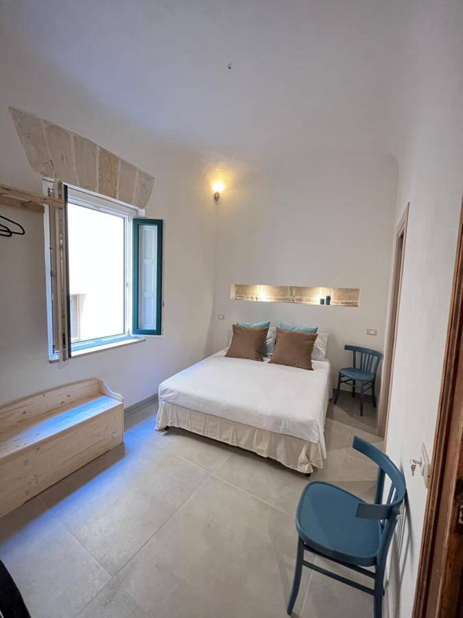 I Mori - Rooms & Apartment Trapani Bagian luar foto